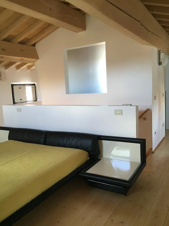 *** Panzió Ca'Bert Villa Dei Glicini Castelnuovo del Garda Olaszország