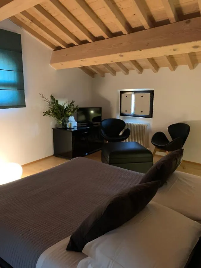 Ca'Bert Villa Dei Glicini Castelnuovo del Garda Italy